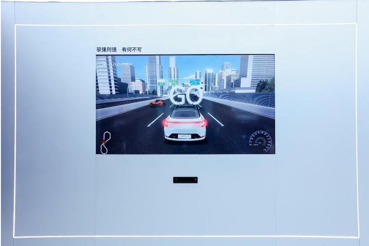 以科技创未来 椰城车展产品多元体验尽在极狐展台